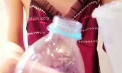 网红妹mei子艾儿.秀.DV.原味收费视频骚洞大量注水然后再喷出来 *** 一张一闭属实诱人性.感语音诱惑