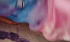 〖劲爆 *** 〗禽兽弟弟迷操漂亮亲姐姐现场直播中...姐姐突然醒了过来弟弟吓懵操了迷操 乱乱惊险 *** (1)