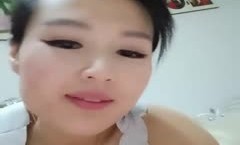 骚熟/女91新片！【四川波多】跳蛋自[zi]慰黄瓜抽[chou]插，黑丝开裆跳蛋拉扯淫语骚话 *** ，很是诱惑喜欢不要错过