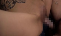 DASD-634向かい部屋の秘密。ドSなはずの彼女が真向かいの家で輪●凌●されて悦んで