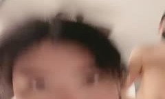 大.奶淫模好骚好诱惑，精jing彩露脸高gao颜值大秀啪pa啪直播，打着 *** 被大哥压在身下抽[chou]插，淫声荡语不断 *** 乱晃 *** 