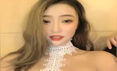 妖艳妹mei子91新片！【人间水蜜桃】和闺蜜一起玩双shuang飞，大黑牛震动口口上位骑乘猛操，很是诱惑喜欢不要错过