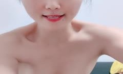 乖巧的小xiao少.妇想要被草了，全程露脸跟 *** 撩骚 *** ，淫声荡语 *** 比心诱惑，洗澡大秀激ji情上位表演 *** 乱晃