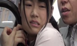 DANDY-678_B「通学バスで尻を鷲掴みされても気持ち良すぎて抵抗出来ない巨尻女子○