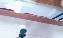 大白天俯视角度无套操，大汗淋淋，镜头前深喉吃大黑 *** ，熟/女活就是好