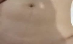 漂亮美眉啪pa啪 舒服吗 水好多  *** 你 啊啊啊 身shen材不错 大. *** 哗哗 稀毛鲍鱼 被无套怼的不要不要的