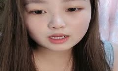 长相甜美圆脸妹mei子，白皙巨.乳 *** 完美  漏出 *** 让人欲罢不能 特写少毛粉[fen]穴