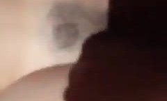 在酒jiu店和肉感妹mei子打炮.，无套爆bao操让她娇喘连连。