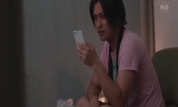 [中文字幕]SSNI-631 相部屋NTR 絶倫部下と巨.乳上司が朝から晩まで、不倫セックスに明け暮れた