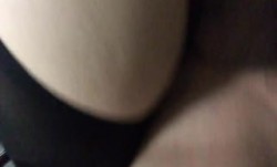漂亮小美.女好久被肏了,老公出差刚回来就迫不及待穿上开档黑丝求操吃鸡ji鸡,坐在大 *** 上拼命摇摆到 *** ,边干边拍!