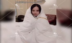 推特23岁深圳母狗『  #小梨涡  』 VIP群付费福利视频 饭店抠逼商场露出啪pa啪 *** 公子哥的泄欲工具20